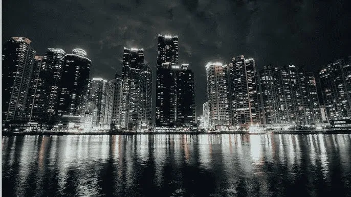 私密入口 - 城市之光：霓虹背后的人间烟火